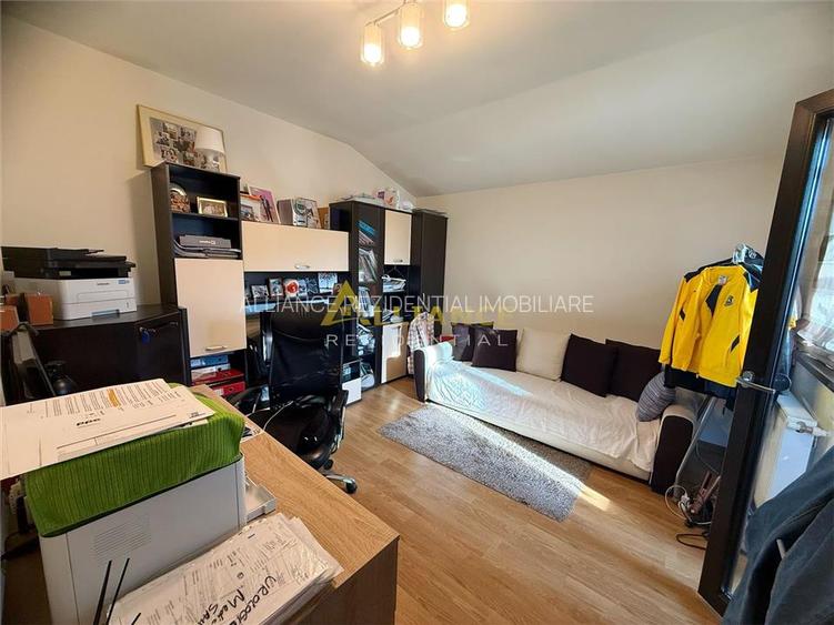 Duplex Mobilat / 4 Camere / 2 Bai / Teren 200 mp - 27