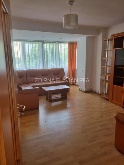 Apartament 3 camere - Decebal - 2