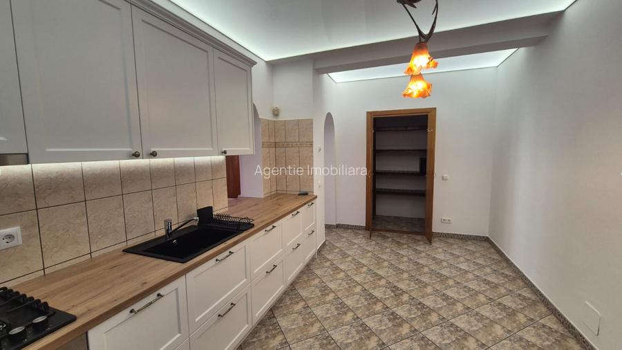 Vila Lux Individuala 6 camere, Garaj & Piscina & Terasa SU 300 mp, Teren 800mp - 9