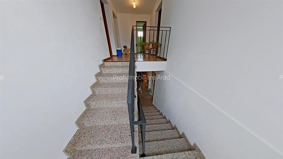 Casa mare si frumoasa cu 5 camere in Gradiste - 4