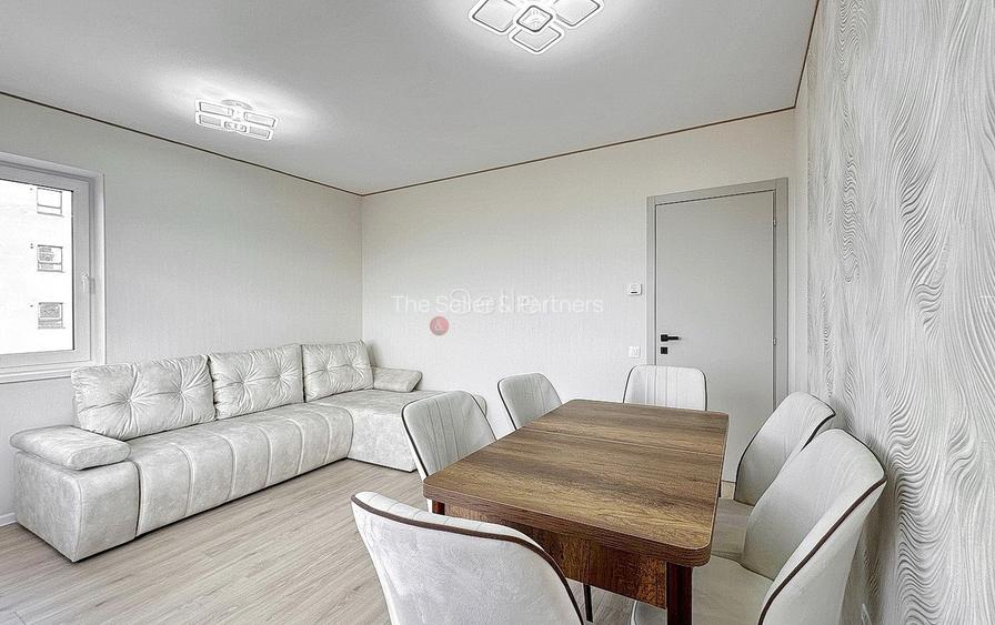 Structura Generoasa Zona Coresi Mall - 5