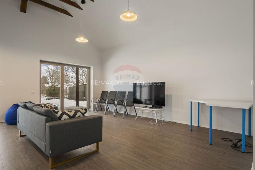 Casă / Vilă cu 4 camere de vânzare - 12