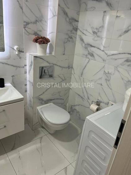 Apartament 2 camere tip studio, lux, parcare inclusă, centrală proprie, etaj 1 - 6