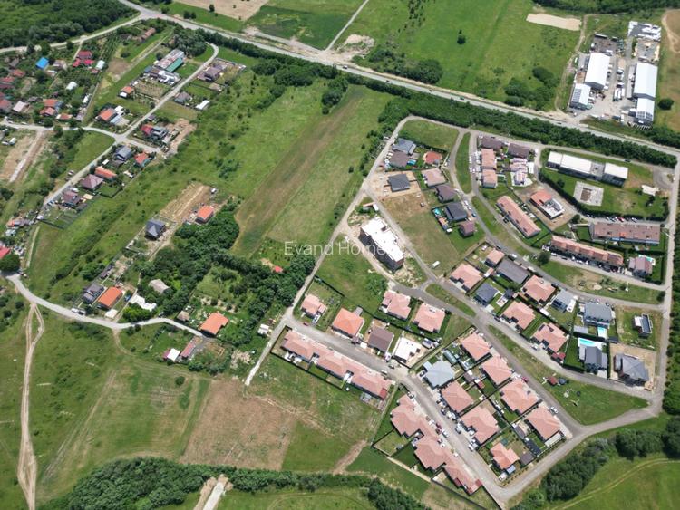 Oferta - Comision 0% Parcela teren de 500 mp cu utilitati  - 2