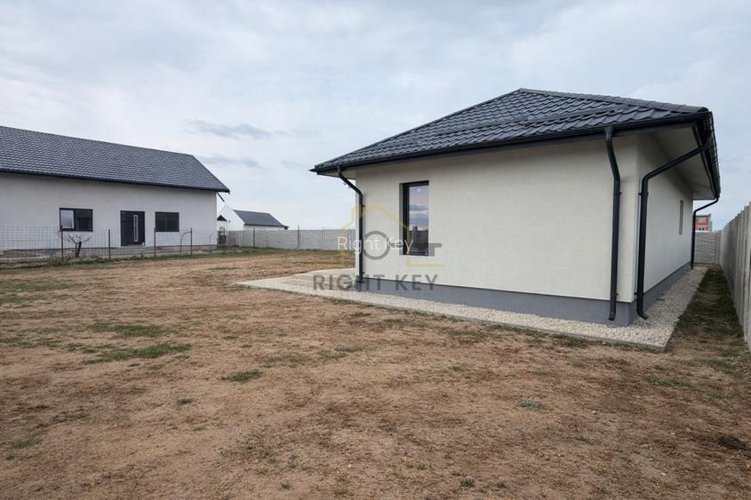 Casa Dragomiresti-Vale, P+Pod, 4 Cam, STB, Teren: 400mp, Comision 0%! - 3