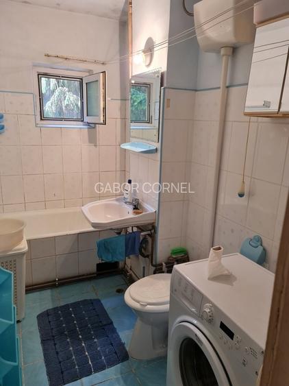 Apartament 3 camere , etajul 1 pe soare mobilat in zona centrala , luxos si fain - 12