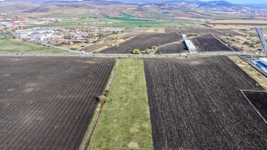 Teren langa HORNBACH  si VGP intravilan, direct de la proprietar! - 12