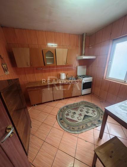 Casa 3 camere-Teren 210mp- Sector 5 - 7