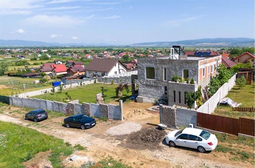 Proprietate unica stil mediteranean, 215mp utili, teren 1000mp, stadiu semifinis - 3