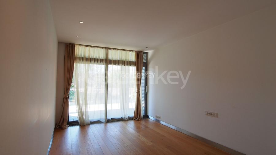 Apartament spatios cu 4 camere, terase generoase - 13