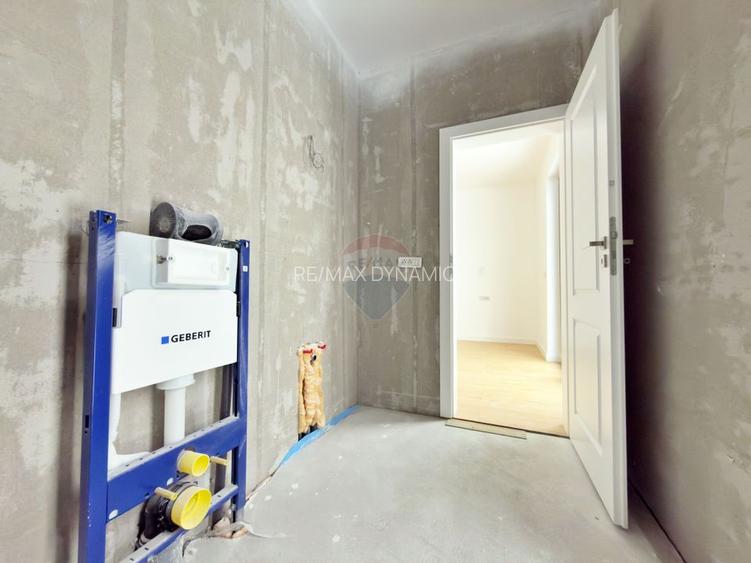 Vilă cu 4 camere de vânzare în Via Carmina - 11