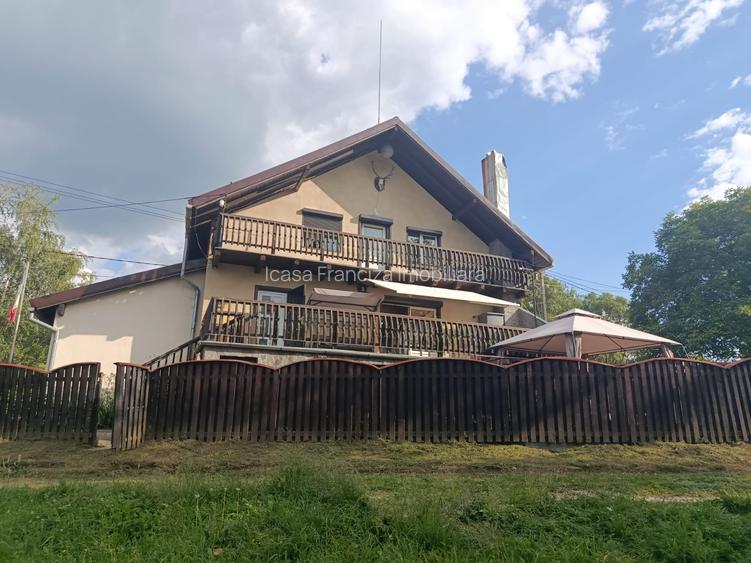 Vilă spectaculoasă de vânzare în Moeciu de Sus | Vedere panoramică. - 27