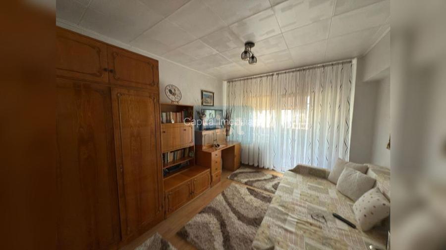 Apartament cu 3 camere decomandate, 21 Decembrie 1989 - 4