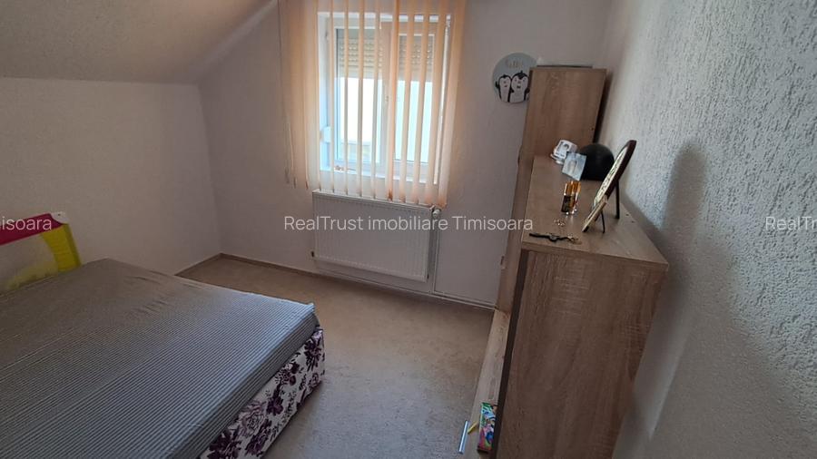 Casa individuală P+M, zonă liniștită, în Vatra veche a satului - 16