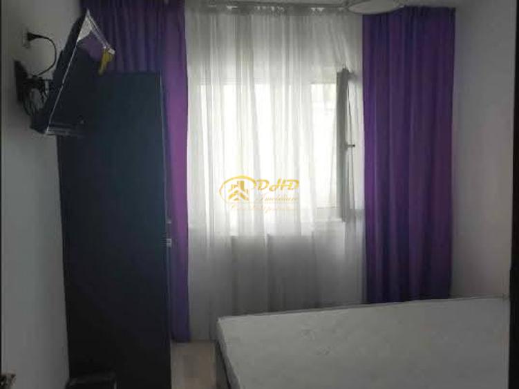 Apartament 3 camere decomandate, zona Nicolina Cardiomed. - 2