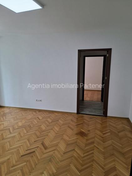 Citiți cu atenție anunțul !!!    Agenția Partener Imobiliar propune spre VÂNZARE - 3