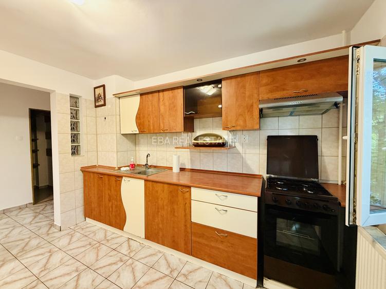 Apartament 3 camere decomandat Lujerului la 5 min de Metrou, zona superba- 2 bai - 4