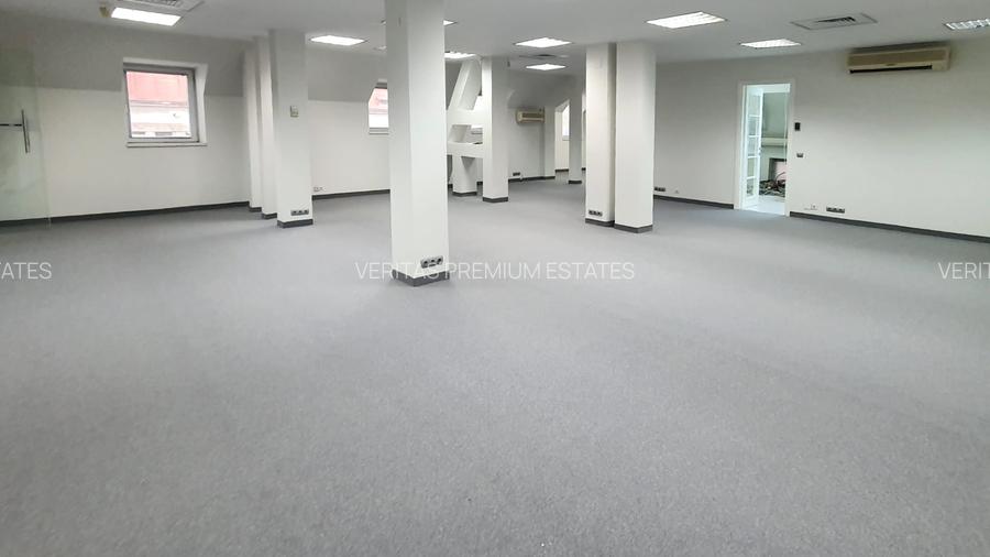 Vila cu prestanta zona Capitale Guvern, renovata integral, lift, parcare proprie - 7