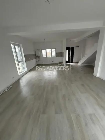 Vila 4 Camere P+1De Vanzare | Individuala  Complex Rezidential | Curte - 2