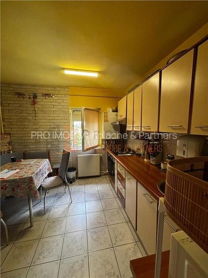 Apartament 2 camere confort  1 semidecomandat  zona Crang - 6