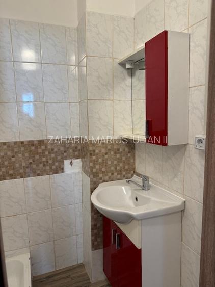 Apartament 3 camere si 2 bai de vanzare, str. Calugareni, Bacau-NORD - 18