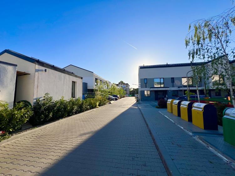 SUPERB / PARTIAL MOBILAT / GRADINA - 48