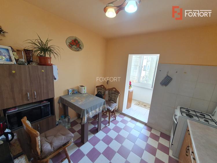Apartament cu 2 camere decomandat, etaj 1, zona Girocului - 13