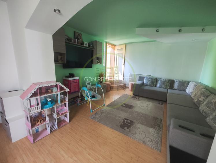 Casa 5 camere, teren 1073 mp,  Craiova, cartier Lascar Catargiu - 2