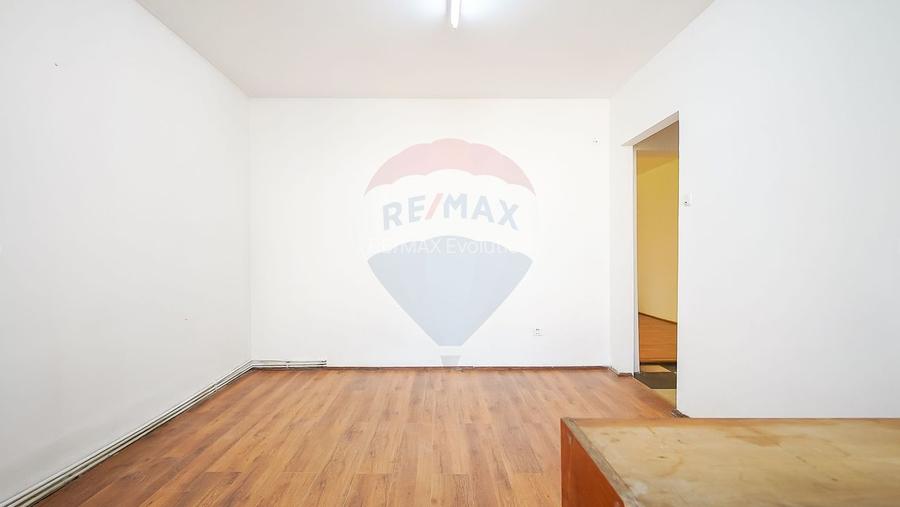 SPATIU COMERCIAL DE INCHIRIAT | CENTRUL ISTORIC | PIATA TEATRULUI - 5