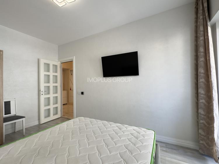 APARTAMENT DECOMANDAT  2 CAMERE ROYAL TOWN COPOU spre inchiriere - 3