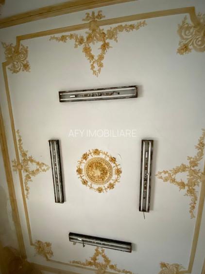 De Vanzare Vila Interbelica, 8-10 Camere, Romana - Zodiac - 8