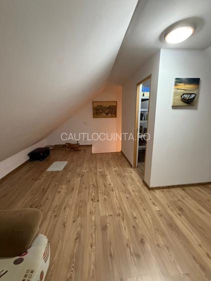 Casa/ Curte/ Dobroesti - 14