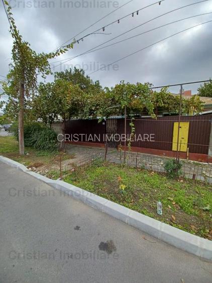 Casa din caramida, teren 180 mp, deschidere dubla, zona Piata Saraca - 13