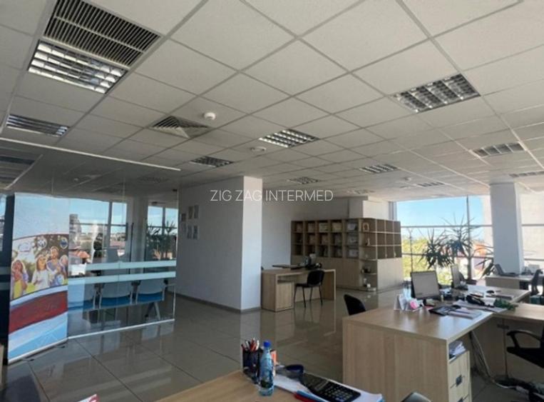 Bd. Mamaia - spațiu de birouri premium , 241 mp . - 12