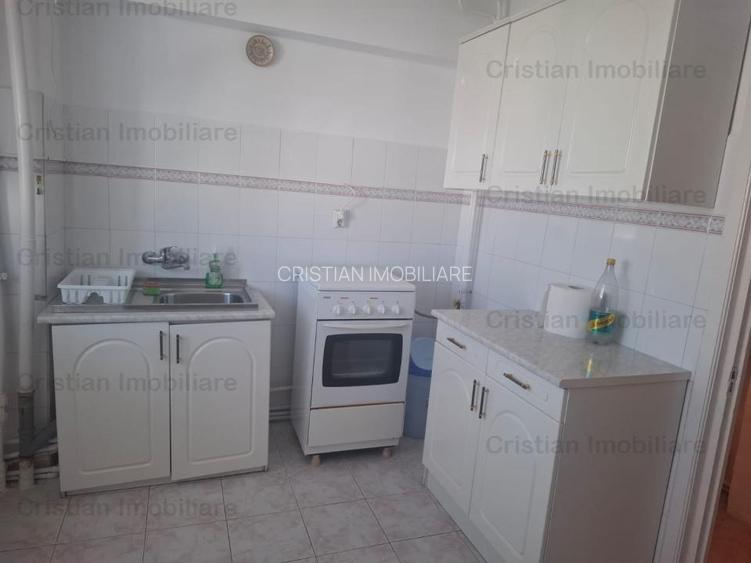 Ultracentral Calarasi-Bariera Apart 1 cam 40mp Mobilat Utilat etaj intermediar - 4