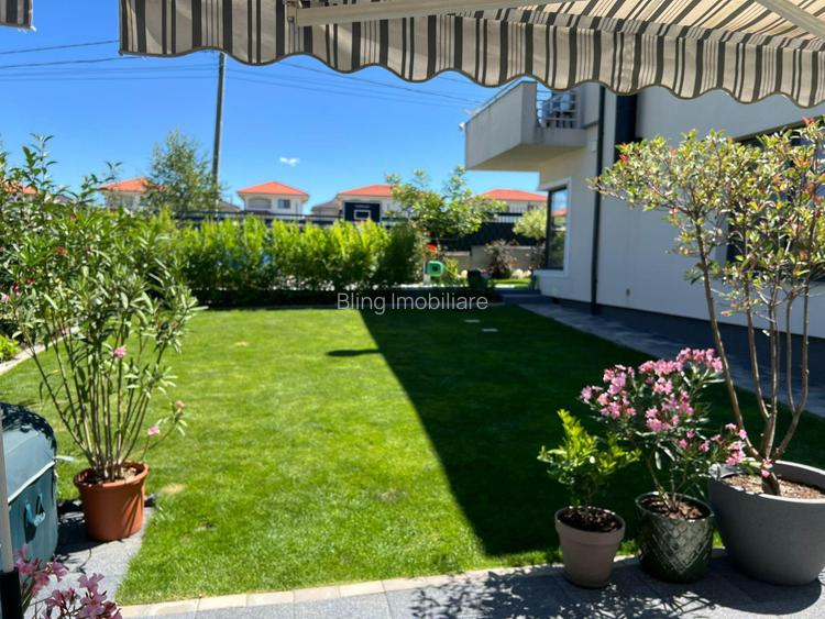  Casa moderna cu panouri fotovoltaice si curte amenajata, Dezmir - 11