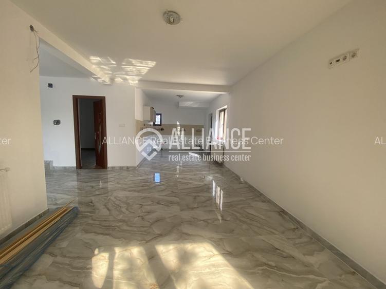 VALU LUI TRAIAN(COD 07) -Casa P+M 5 camere cu teren de 300 mp - 2