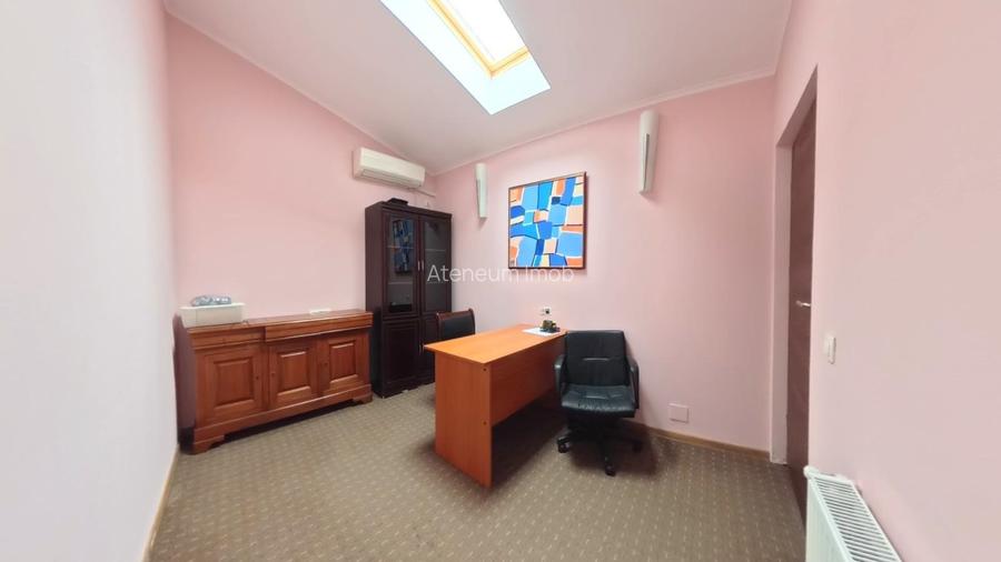 Spațiu ideal firmă – 5 camere, curte, zonă ultracentrală - 9