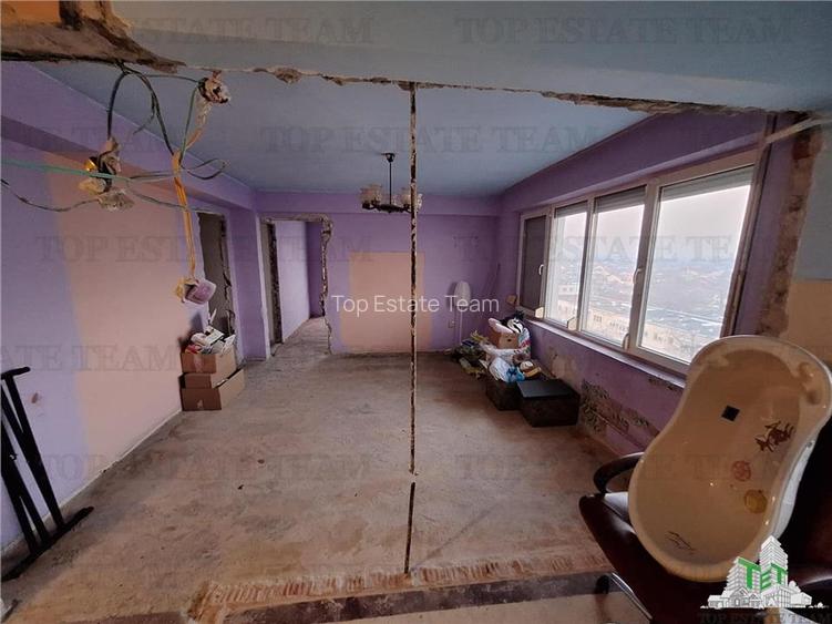 Apartament 3 cam. - Bloc Turn - vanzare - Braila - 2