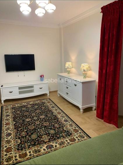 Inchiriez apartament 2 camere, strada Infratirii - 7