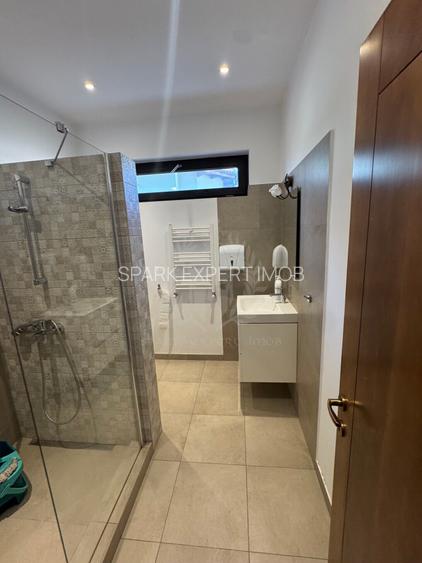 RESEDINTA//CLINICA //BIROURI// ANA IPATESCU// PLOIESTI - 12