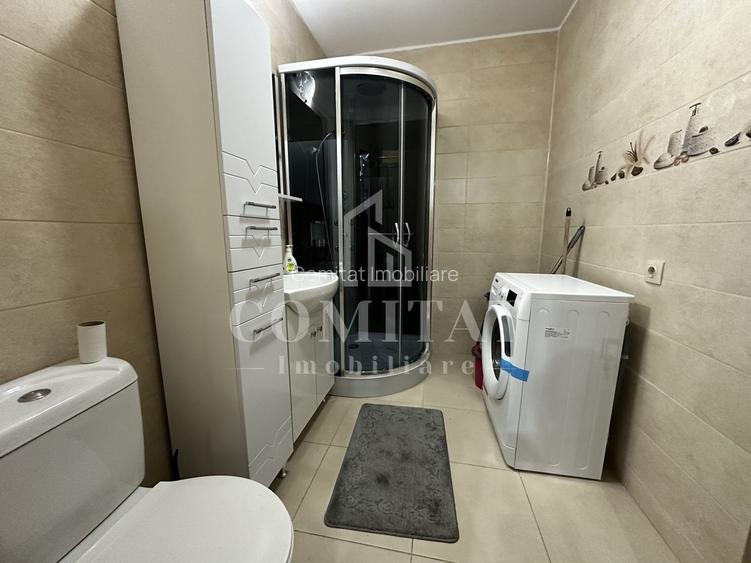 Apartament la etaj intermediar | 2 camere | Zona Str Porii - 19