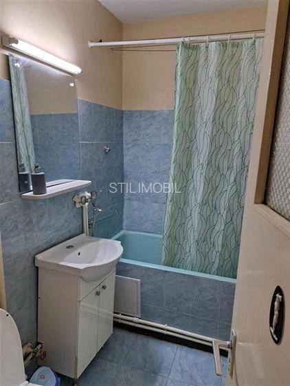 Apartament 2 camere decomandat CENTRU, mobilat complet- 479 EUR - 12