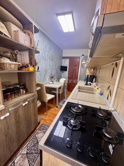 Proprietar propun spre vânzare apartament cu 2 camere decomandat!! - 2