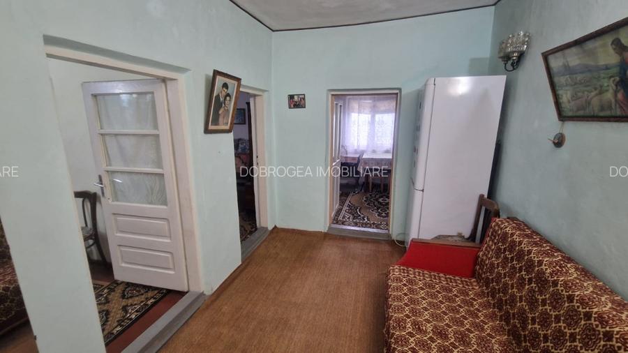 CASA 4 CAMERE , SUPRAFATA TOTALA 80 MP , TEREREN 355 MP, DESCHIDERE  17,5 ML - 7