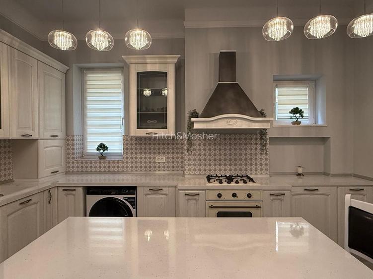 Apartament central, 3 camere  renovat complet, comision 0 - 11