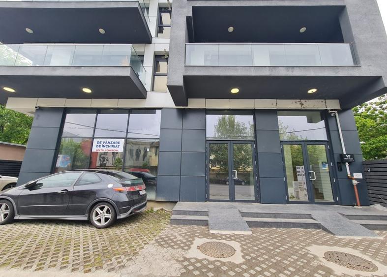 Spatiu comercial de vanzare in Vitan Plaza, Comision 0%