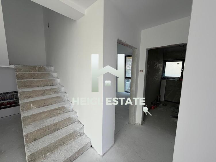 Duplex de vanzare cu 4 camere in Mosnita Noua
