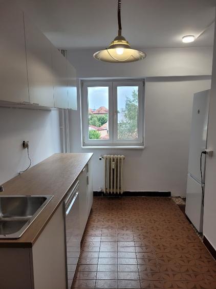 Apartament 3 camere 87 m2, optional garaj