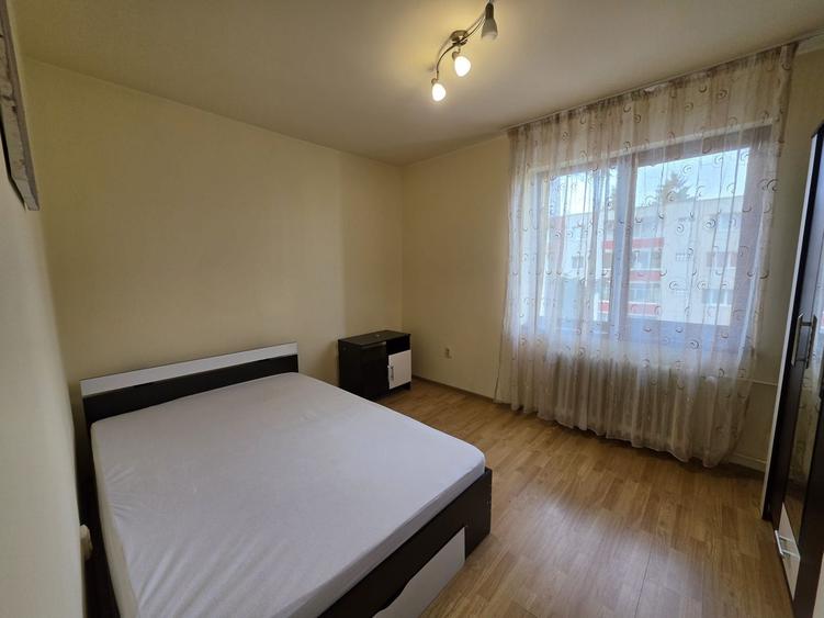Apartament 3 camere, finisat modern, etaj 3, bloc cu lift, Brancusi